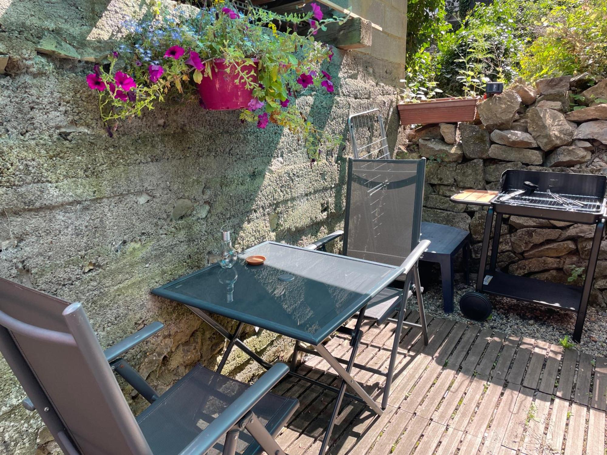 L'Arizona Dinant - Studio Montana - Barbecue, Free Parking, Dog Ok Bagian luar foto